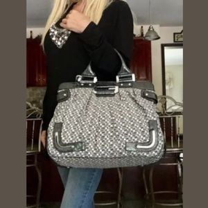 GUESS PEUTER EMBELLISHED LOGO XL TOTE SHOULDER